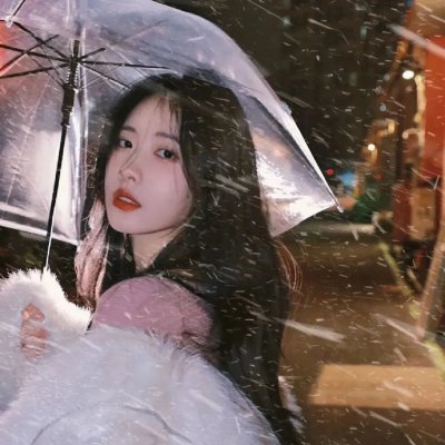 芙洛拉与儿子